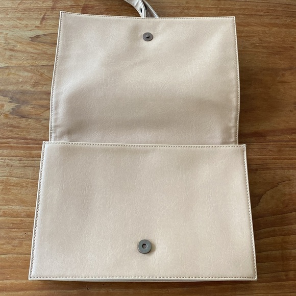 Matt & Nat Envelope Purse - Picture 6 of 11